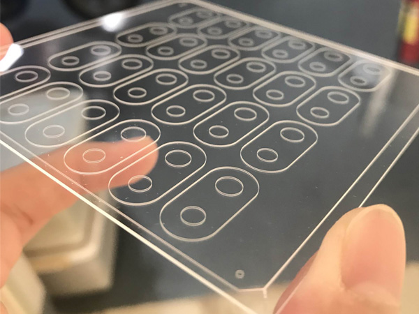 攝像頭玻璃片激光切割打孔