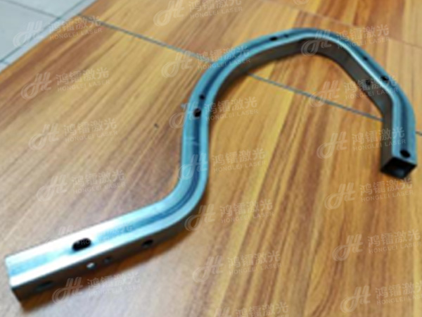 后備箱鉸鏈激光切割