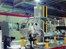 工業(yè)機器人在金屬成型機床領域的四大應用