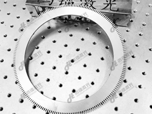 精密激光切割機(jī)齒輪鋸片切割