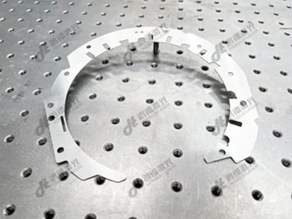 精密激光切割機(jī)零部件切割